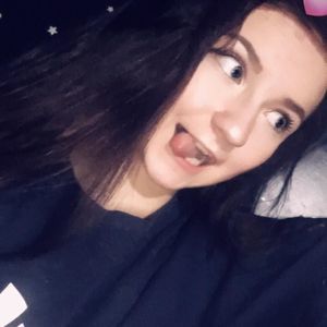 Meet your Posher, Izabelle